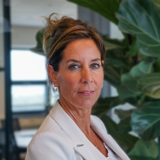 Esmée  Aalbers,